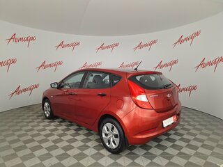 2015 Hyundai Solaris I Рестайлинг, красный, 805000 рублей, вид 3
