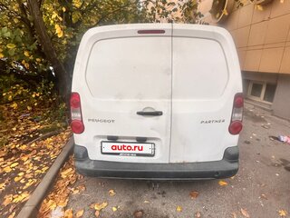 2012 Peugeot Partner II Рестайлинг, белый, 399999 рублей, вид 3