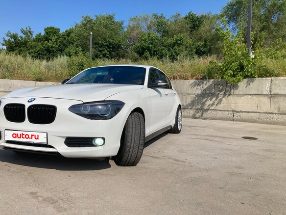 2012 BMW 1 серии 116i II (F20/F21), белый, 1100000 рублей