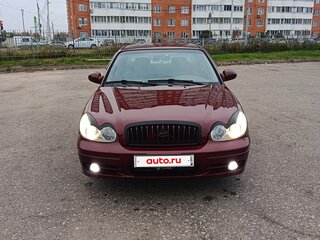 2001 Hyundai Sonata IV (EF) Рестайлинг, красный, 265000 рублей, вид 2