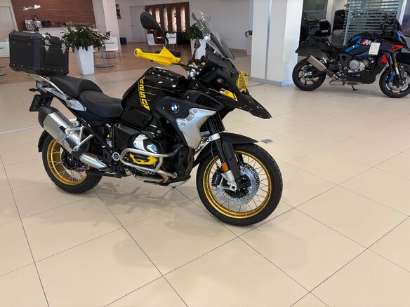 2021 BMW R 1250 GS, чёрный, 1895000 рублей