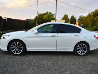 2013 Honda Accord IX, белый, 1599999 рублей, вид 3
