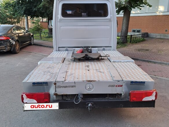 2008 Mercedes-Benz Sprinter, серебристый, 4000000 рублей - вид 9