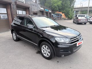 2011 Volkswagen Touareg II, чёрный, 1750000 рублей, вид 3