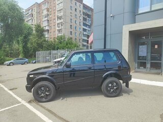 2026 Lada (ВАЗ) Niva Legend I, серебристый, 1278000 рублей, вид 3