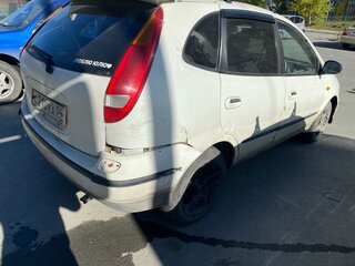 2002 Nissan Tino, белый, 220000 рублей, вид 5