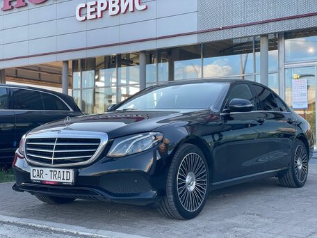 2018 Mercedes-Benz E-Класс 200 V (W213, S213, C238), чёрный, 2521000 рублей, вид 2
