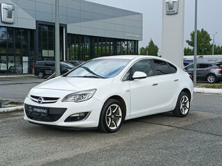 Opel Astra J Рестайлинг