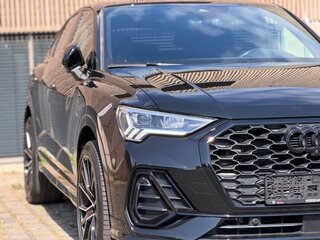 2023 Audi Q3 35 TDI II (F3), чёрный, 3690000 рублей, вид 4