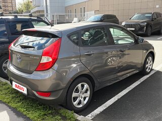 2013 Hyundai Solaris I, чёрный, 550000 рублей, вид 4