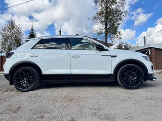 2022 Volkswagen T-Roc I (China Market), белый, 2430000 рублей, вид 3
