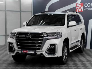 2013 Toyota Land Cruiser 200 Series Рестайлинг 1, белый, 4389900 рублей, вид 3