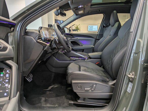 2026 Audi Q5 L III (GU), зелёный, 6690000 рублей - вид 13