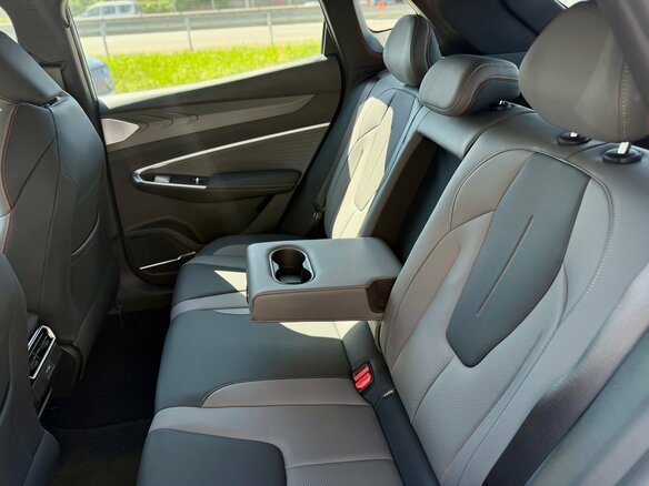 2026 Geely Cityray, голубой, 3344990 рублей - вид 22