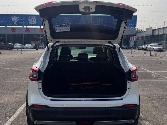 2022 Nissan Qashqai II Рестайлинг, белый, 2000000 рублей - вид 14