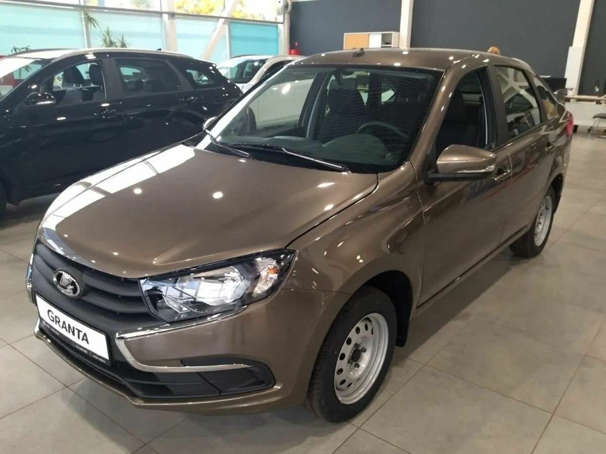 Открыть фотографии: Lada (ВАЗ) Granta I Рестайлинг