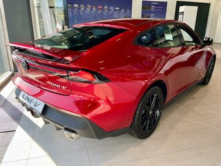 2024 Changan UNI-V I, красный, 3329900 рублей, вид 4