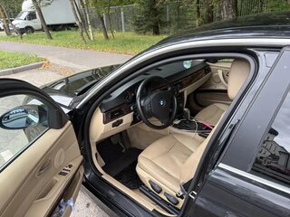 2008 BMW 3 серии 325i V (E90/E91/E92/E93), чёрный, 880000 рублей, вид 4