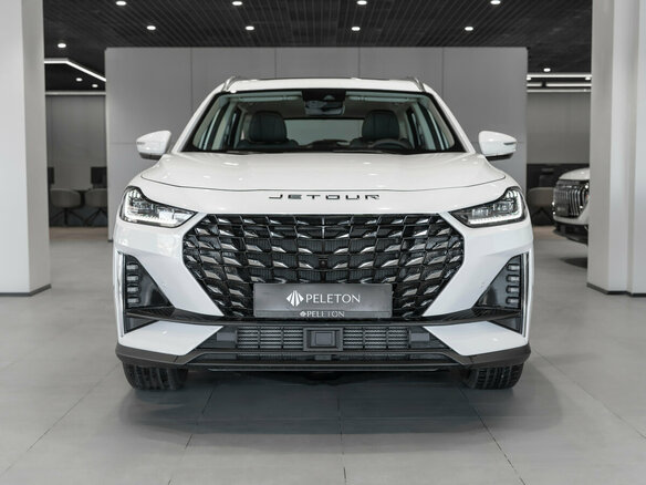 2025 Jetour X70+ I Рестайлинг, белый - вид 2