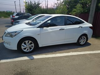 2014 Hyundai Solaris I Рестайлинг, белый, 570000 рублей, вид 5