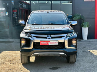 2020 Mitsubishi L200 V Рестайлинг, серый, 2390000 рублей, вид 3