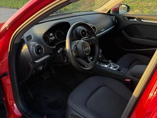 2018 Audi A3 III (8V) Рестайлинг, красный, 1960000 рублей, вид 5