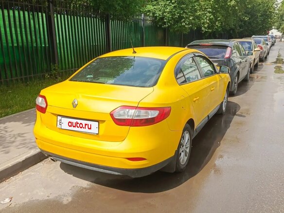 2014 Renault Fluence I Рестайлинг, жёлтый - вид 4