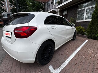 2015 Mercedes-Benz A-Класс 180 III (W176), белый, 1500000 рублей, вид 5