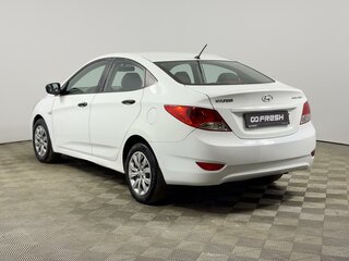 2013 Hyundai Solaris I, белый, 550000 рублей, вид 2