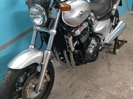 1999 Honda X4, серебристый, 600000 рублей, вид 1