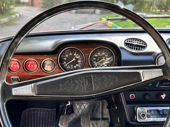 1980 Lada (ВАЗ) 2106 4-speed, красный - вид 17