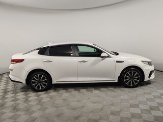 2018 Kia Optima IV Рестайлинг, белый, 1699000 рублей, вид 4