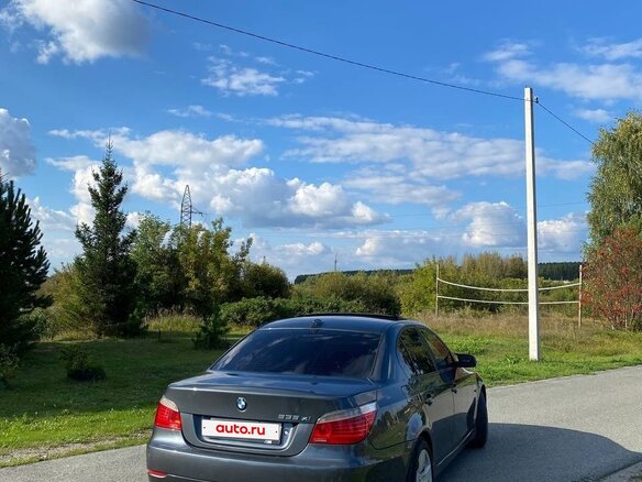 2007 BMW 5 серии 520i V (E60/E61) Рестайлинг, серый, 1150000 рублей - вид 4