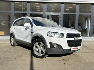 2013 Chevrolet Captiva I Рестайлинг, белый, 1050000 рублей, вид 3