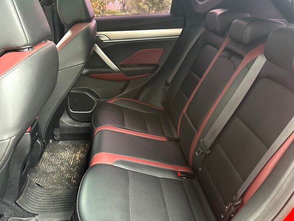 2022 Geely Coolray I, красный, 1720000 рублей - вид 8