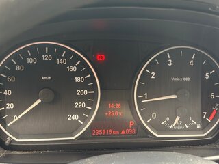 2011 BMW 1 серии 116i I (E81/E82/E87/E88) Рестайлинг, чёрный, 600000 рублей, вид 5