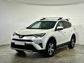 2017 Toyota RAV4 IV (XA40) Рестайлинг, белый, 2399000 рублей, вид 1