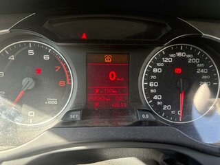 2010 Audi A4 IV (B8), чёрный, 621000 рублей, вид 4