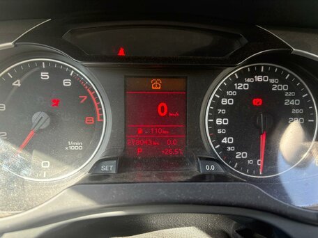 2010 Audi A4 IV (B8), чёрный, 587000 рублей, вид 4
