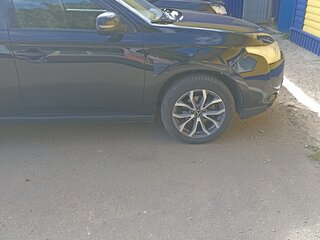 2013 Mitsubishi Outlander III, чёрный, 1150000 рублей, вид 3