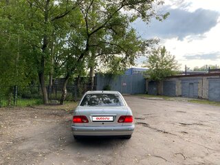 1997 Mercedes-Benz E-Класс 230 II (W210, S210), серый, 700000 рублей, вид 5