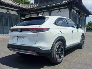 2023 Honda Vezel II, белый, 1600001 рублей, вид 4