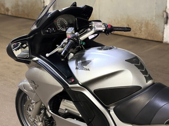 2007 Honda ST 1300, серый, 810000 рублей - вид 13