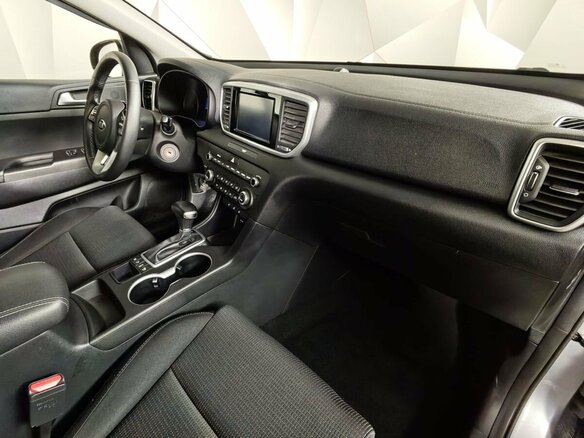 2019 Kia Sportage IV Рестайлинг, серебристый, 2175150 рублей - вид 12