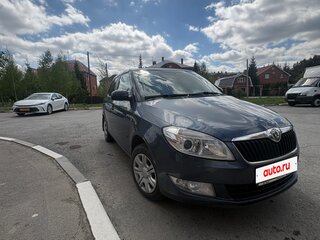 2011 Skoda Fabia II Рестайлинг, серый, 555000 рублей, вид 1