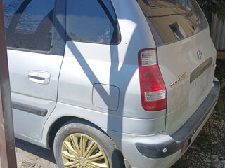 2005 Hyundai Matrix I Рестайлинг, серебристый, 400000 рублей, вид 2