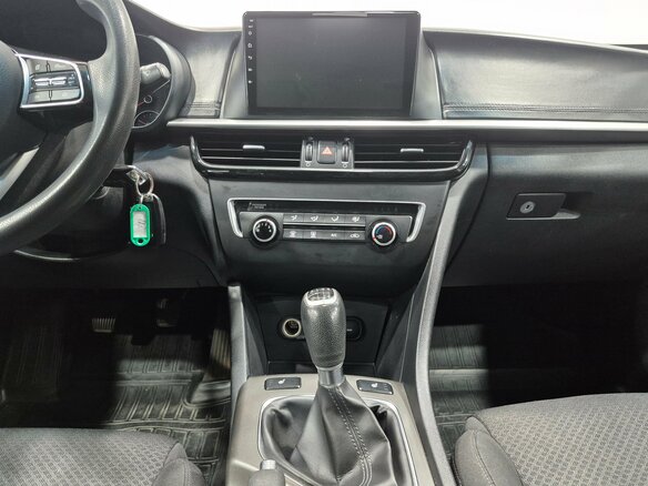 2018 Kia Optima IV Рестайлинг, белый, 1355000 рублей - вид 13
