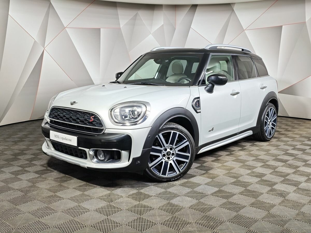 Открыть фотографии: Mini Countryman II