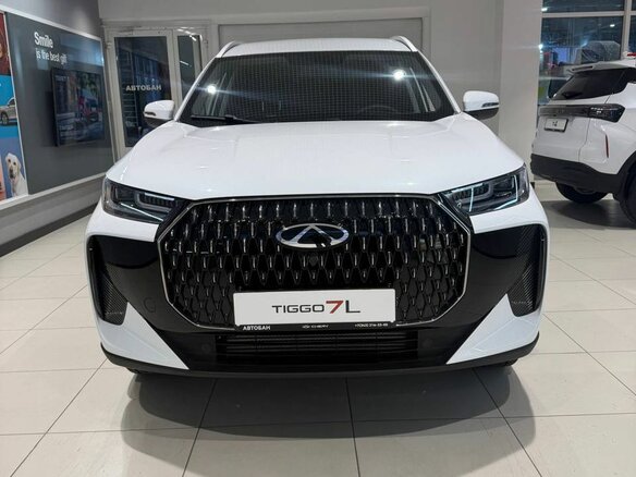 2026 Chery Tiggo 7L I, белый, 2940000 рублей - вид 2