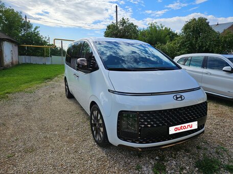 2023 Hyundai Staria I, белый, 5670000 рублей, вид 2